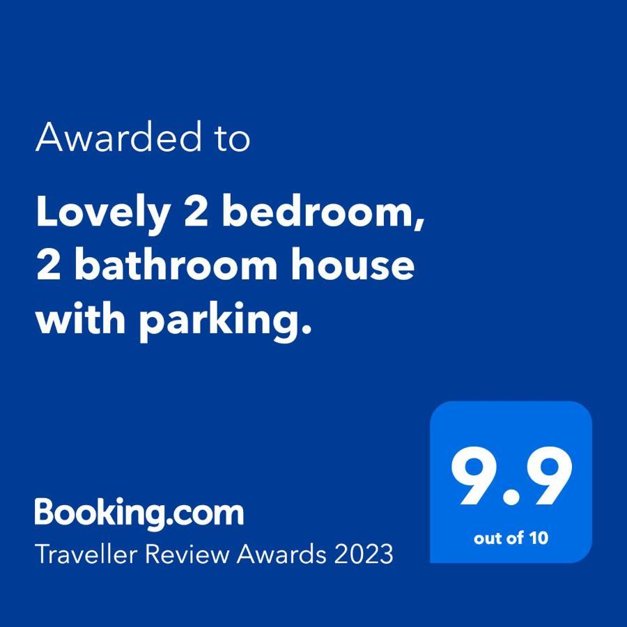 Lovely 2 Bedroom, 2 Bathroom House With Parking. Плимът Екстериор снимка